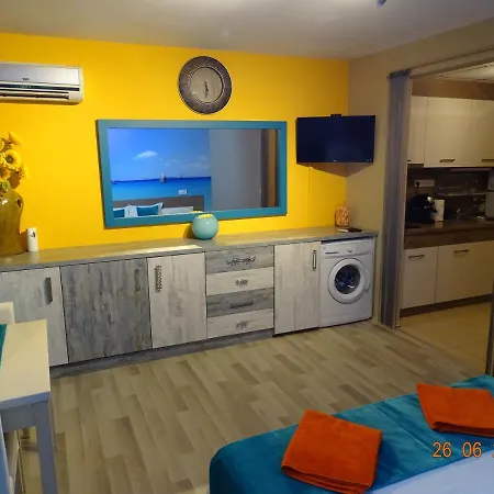 Bay Apartgaliayani Apartment